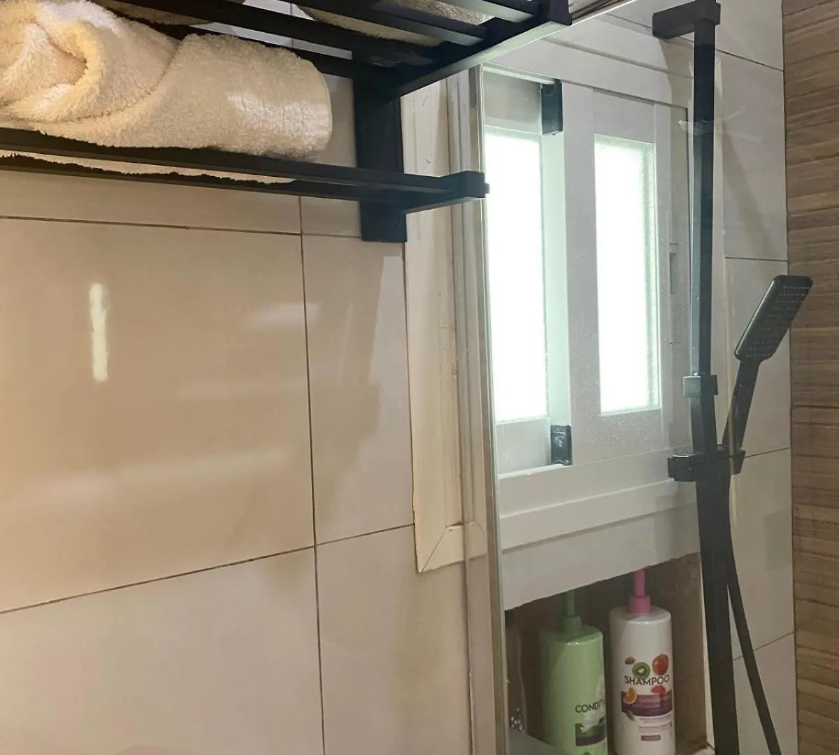 Privatunterkunft Single Room In Shared Apartment Marbella Spanien
