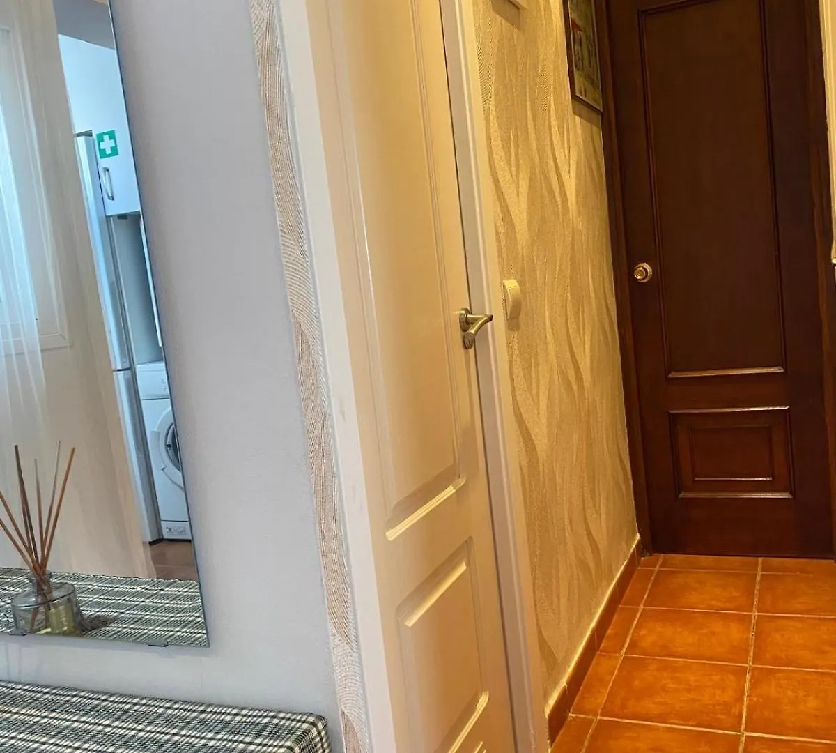 Single Room In Shared Apartment Marbella Spain